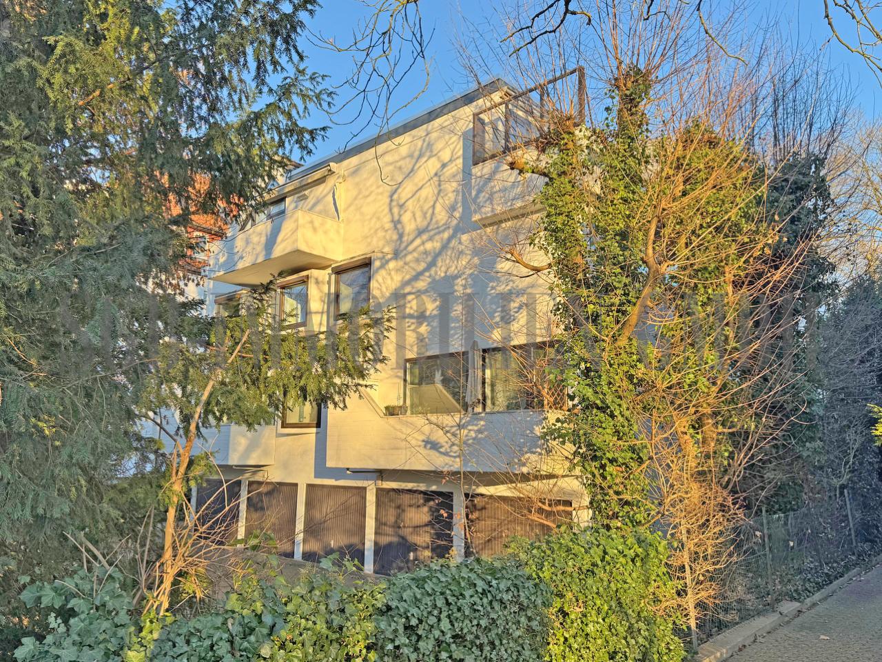 Bürgermeister Spitta Allee 6 – Frontansicht